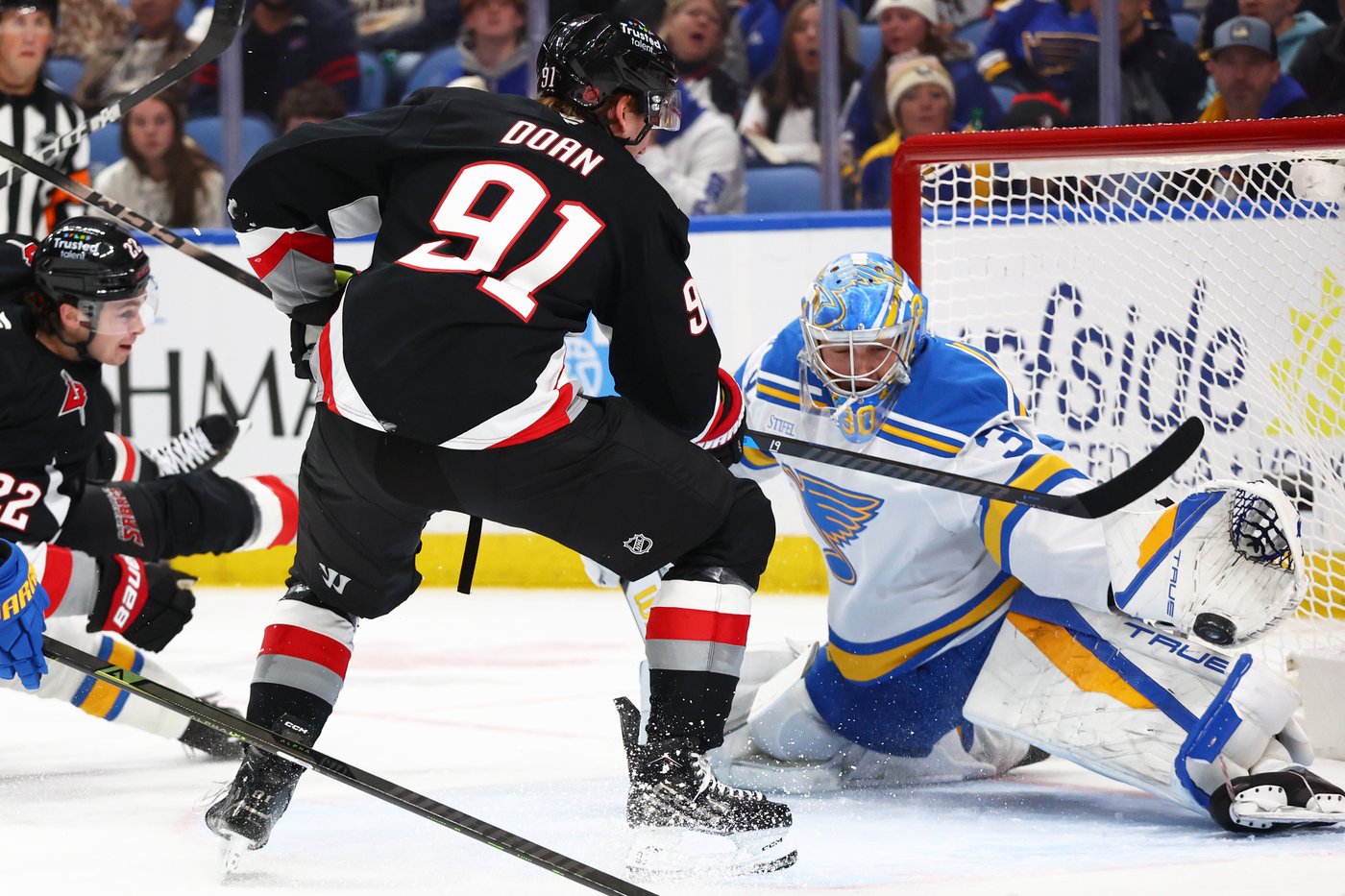 Hofer makes 28 saves and Joseph scores short-handed as Blues blank Sabres 3-0 | iNFOnews.ca Hofer makes 28 saves and Joseph scores short-handed as Blues blank Sabres 3-0 | iNFOnews.ca