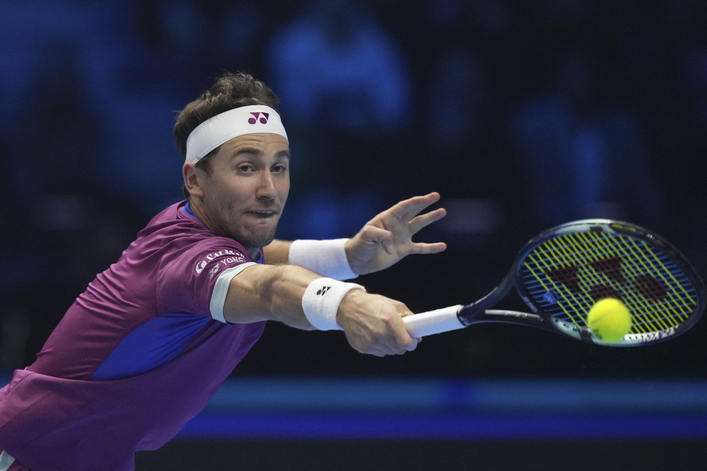Alcaraz overcomes physical issues to move back into contention at ATP Finals. Zverev wins again | iNFOnews.ca Alcaraz overcomes physical issues to move back into contention at ATP Finals. Zverev wins again | iNFOnews.ca