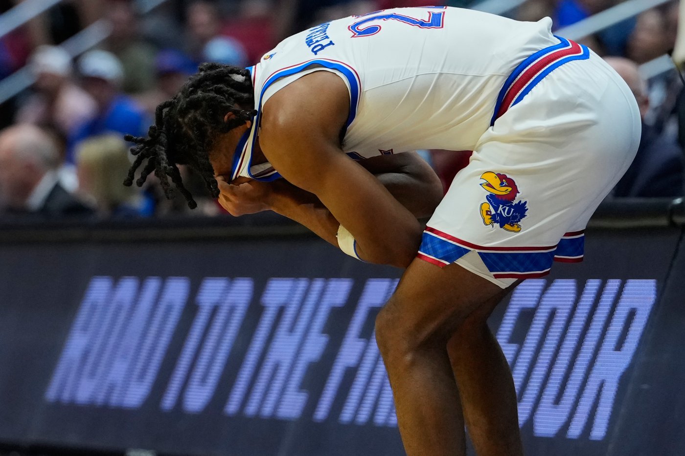 Peterson scores 28 points as Kansas hangs on to beat March Madness newcomer Cal Baptist 68-60 | iNFOnews.ca Peterson scores 28 points as Kansas hangs on to beat March Madness newcomer Cal Baptist 68-60 | iNFOnews.ca
