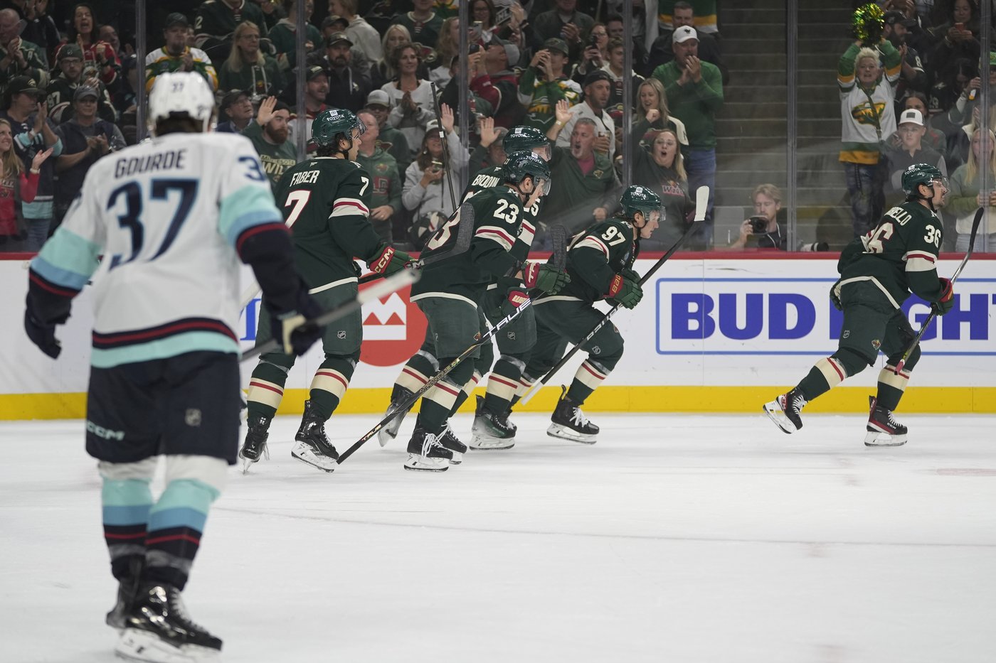 Eberle scores 2 in regulation and nets the winner in the shootout as the Kraken beat the Wild 5-4 | iNFOnews.ca Eberle scores 2 in regulation and nets the winner in the shootout as the Kraken beat the Wild 5-4 | iNFOnews.ca