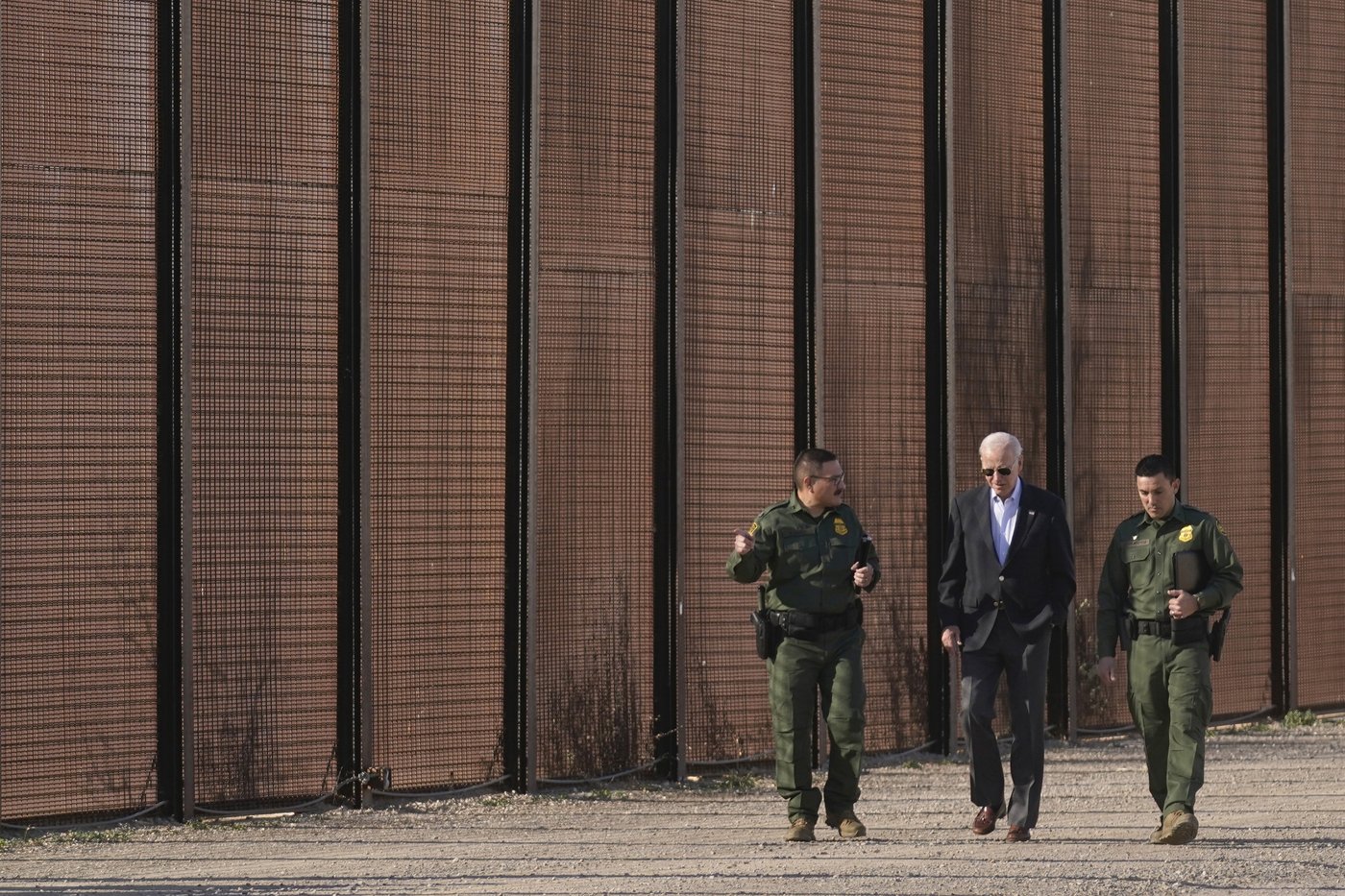 Border crossings in December trend low as Biden administration wraps up | iNFOnews.ca
