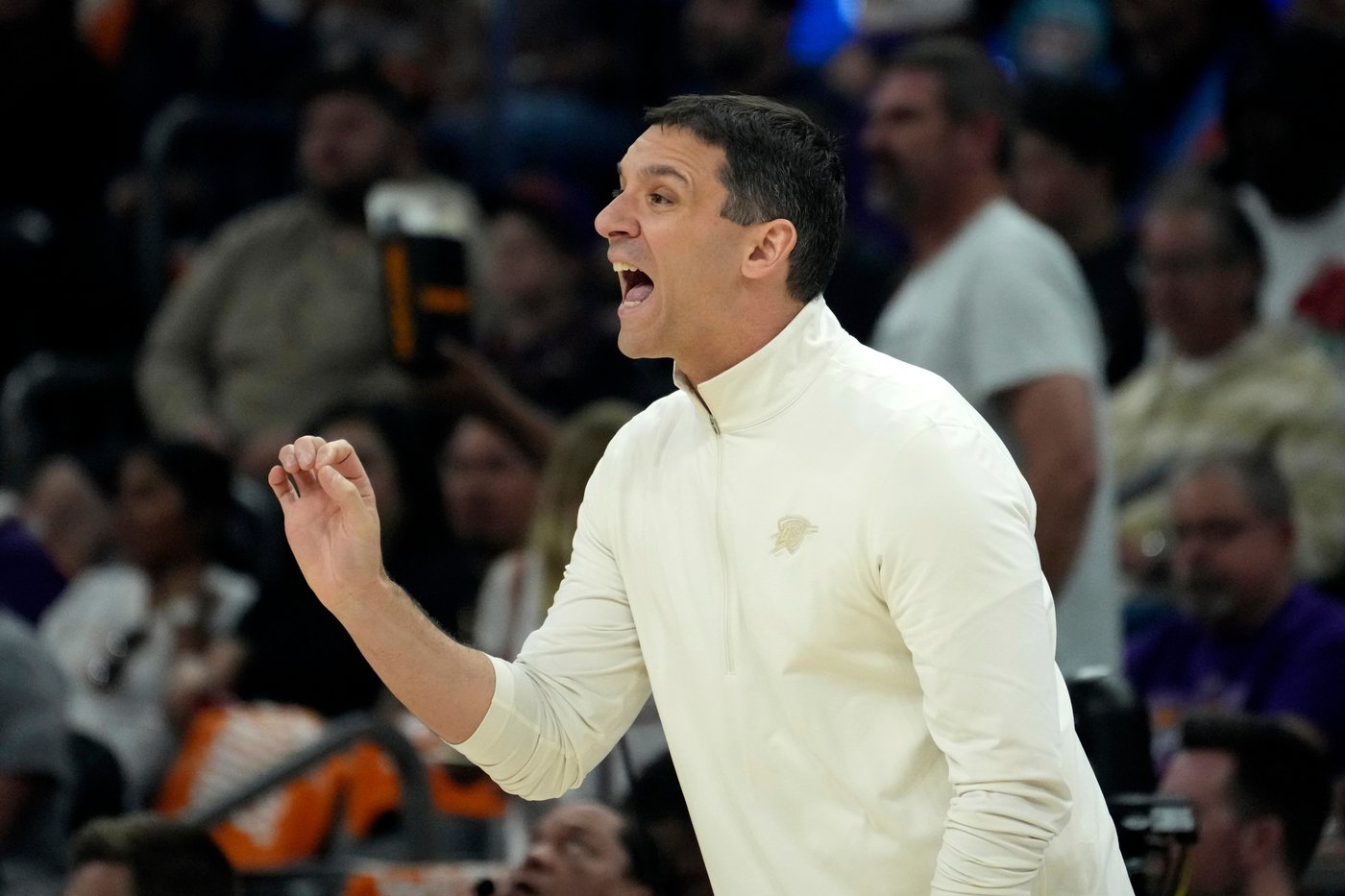 Gilgeous-Alexander scores 31 and Thunder outlast Suns 131-122 to cap a 4-game sweep | iNFOnews.ca