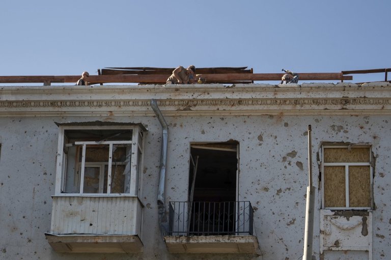 Ukraine faces a new test as Russia steps up its drive to seize Donetsk’s fortress belt | iNFOnews.ca
