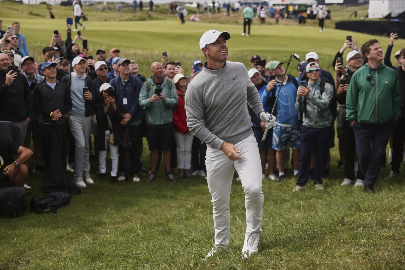 McIlroy makes amends in Portrush homecoming with first-round 70 at British Open | iNFOnews.ca McIlroy makes amends in Portrush homecoming with first-round 70 at British Open | iNFOnews.ca