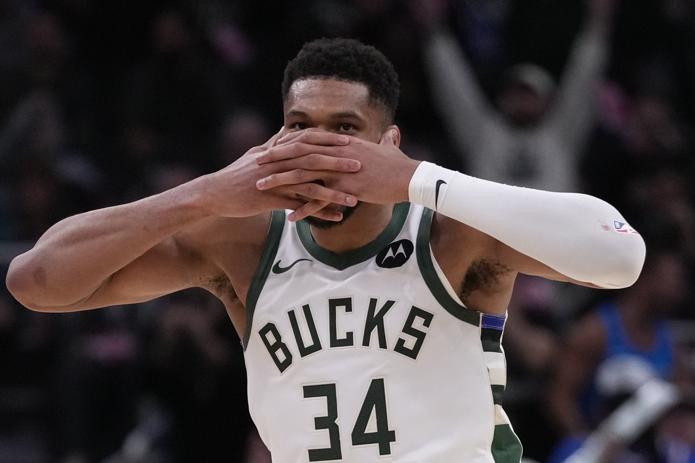 Antetokounmpo ruled out for Bucks' Thursday night game against Warriors | iNFOnews.ca Antetokounmpo ruled out for Bucks' Thursday night game against Warriors | iNFOnews.ca