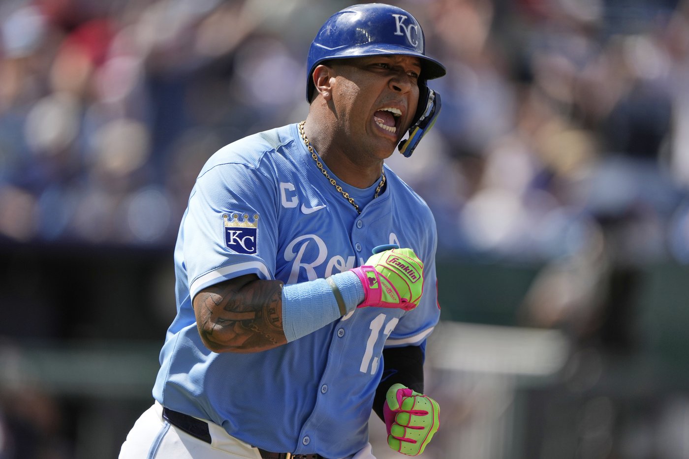 Perez's single in 10th lifts Royals over Braves 1-0. KC ties record by using 9 pitchers in shutout | iNFOnews.ca Perez's single in 10th lifts Royals over Braves 1-0. KC ties record by using 9 pitchers in shutout | iNFOnews.ca