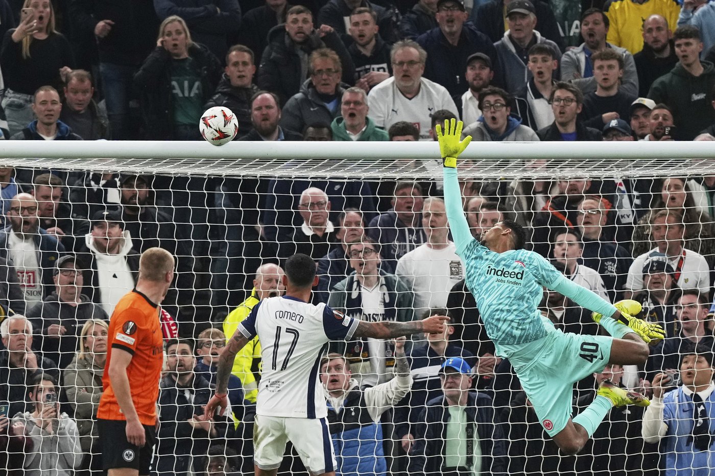 Onana at fault twice as Man United draws 2-2 at Lyon, Tottenham held at home, Chelsea stays perfect | iNFOnews.ca