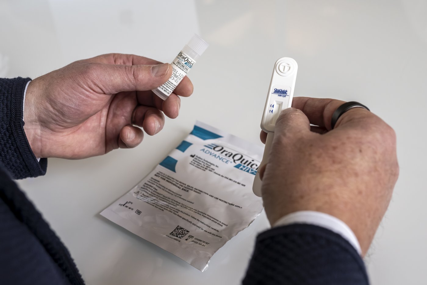 Oral HIV self-test approved for sale, advocates say it's key to elimination | iNFOnews.ca Oral HIV self-test approved for sale, advocates say it's key to elimination | iNFOnews.ca