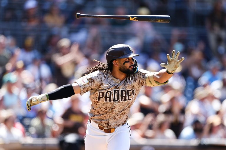 Tatis homers twice, drives in 4 runs to lead Padres to 8-1 win, 3-game sweep of Twins | iNFOnews.ca