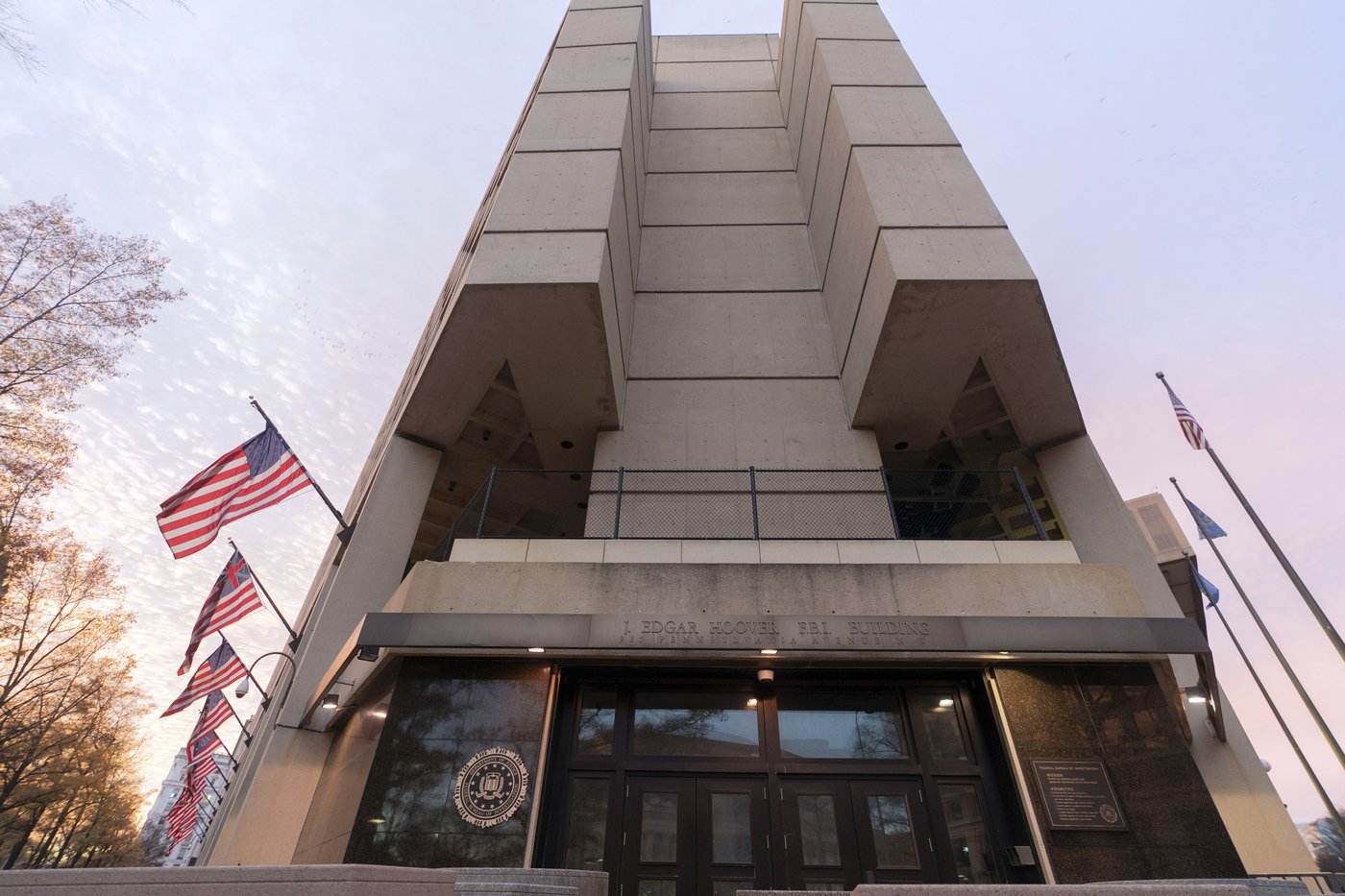 Few US adults confident Justice Department and FBI will act fairly under Trump, AP-NORC poll finds | iNFOnews.ca Few US adults confident Justice Department and FBI will act fairly under Trump, AP-NORC poll finds | iNFOnews.ca