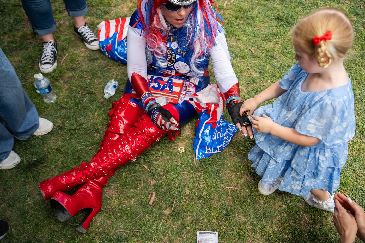 Washington prayer rally draws thousands to the National Mall, in photos | iNFOnews.ca