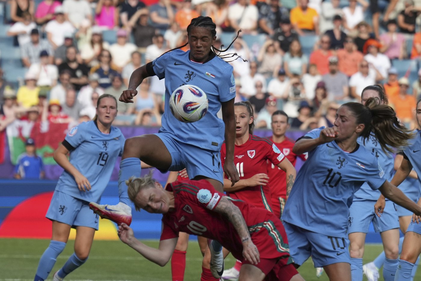 Euro 2025: Netherlands sparked by Miedema's 100th goal beats Wales | iNFOnews.ca