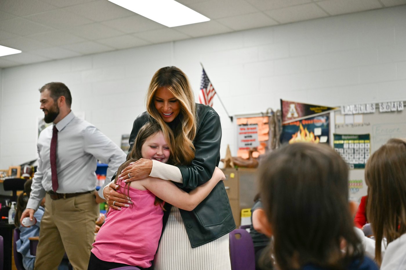 As AI debate flares, Melania Trump touts the technology as she tours North Carolina school | iNFOnews.ca As AI debate flares, Melania Trump touts the technology as she tours North Carolina school | iNFOnews.ca