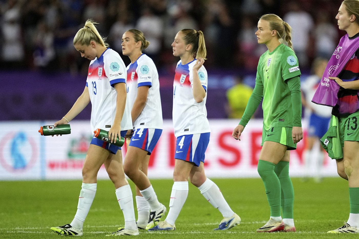 Euro 2025: England needs to play without fear against the Netherlands to avoid historic early exit | iNFOnews.ca
