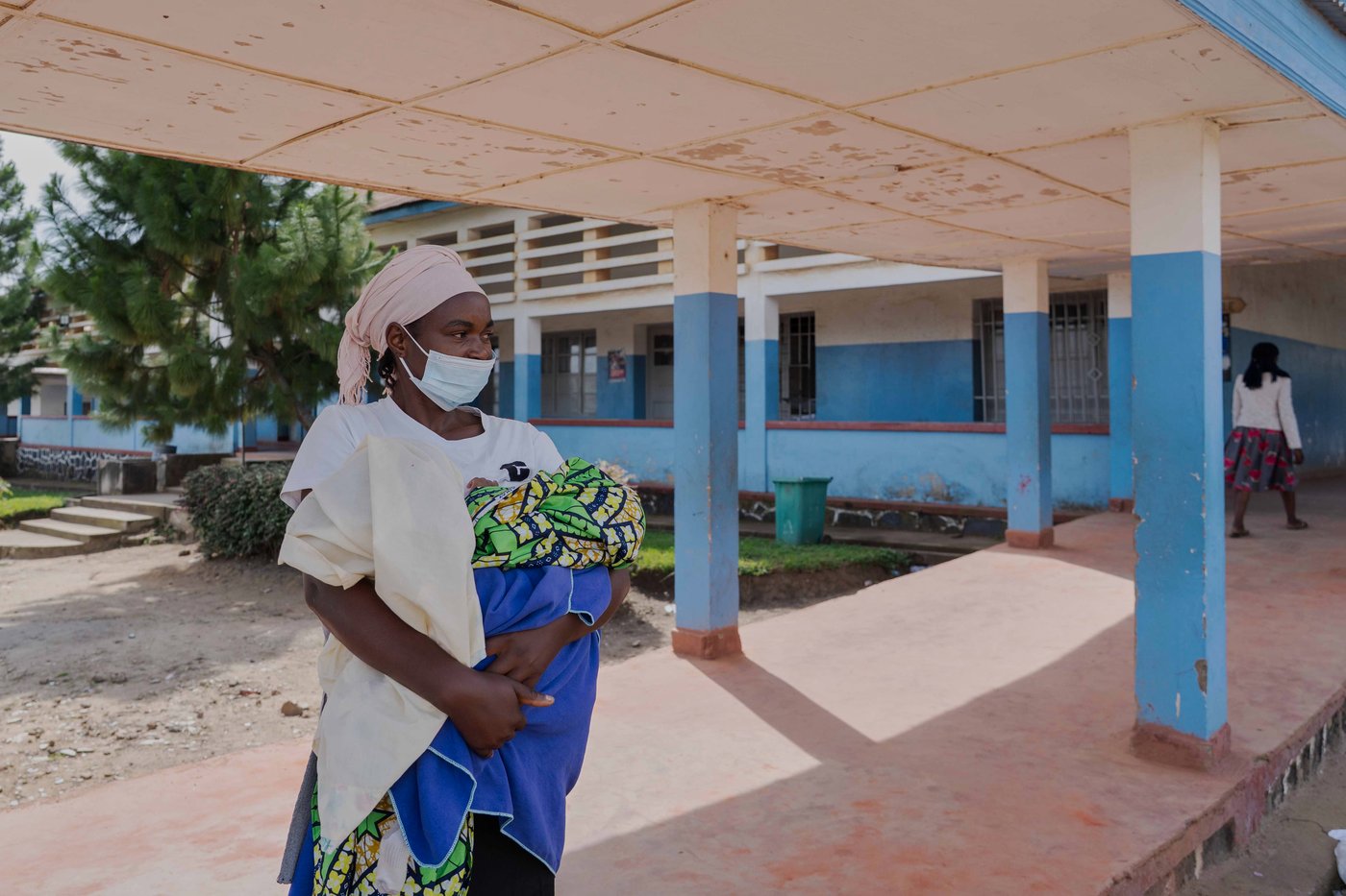 Congo opens more centers to treat rare type of Ebola that has killed nearly 120 | iNFOnews.ca