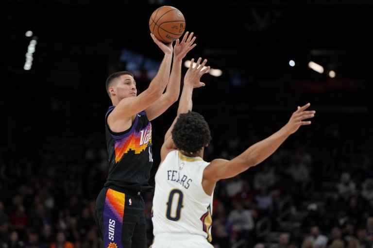 Booker scores 32 as Suns win 118-116 after Pelicans' rally falls short | iNFOnews.ca