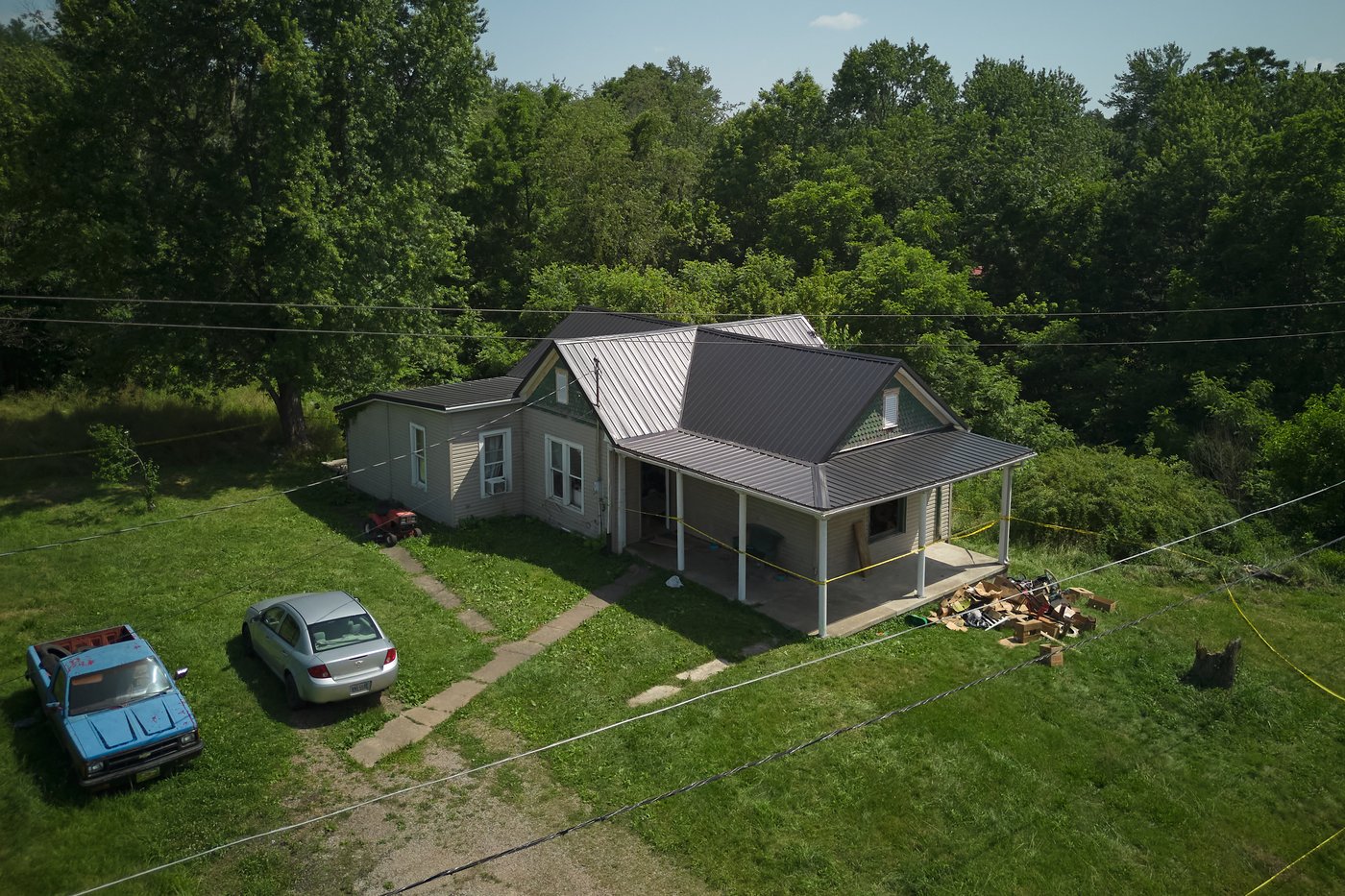 Photos show Ohio home where 16 children were rescued | iNFOnews.ca