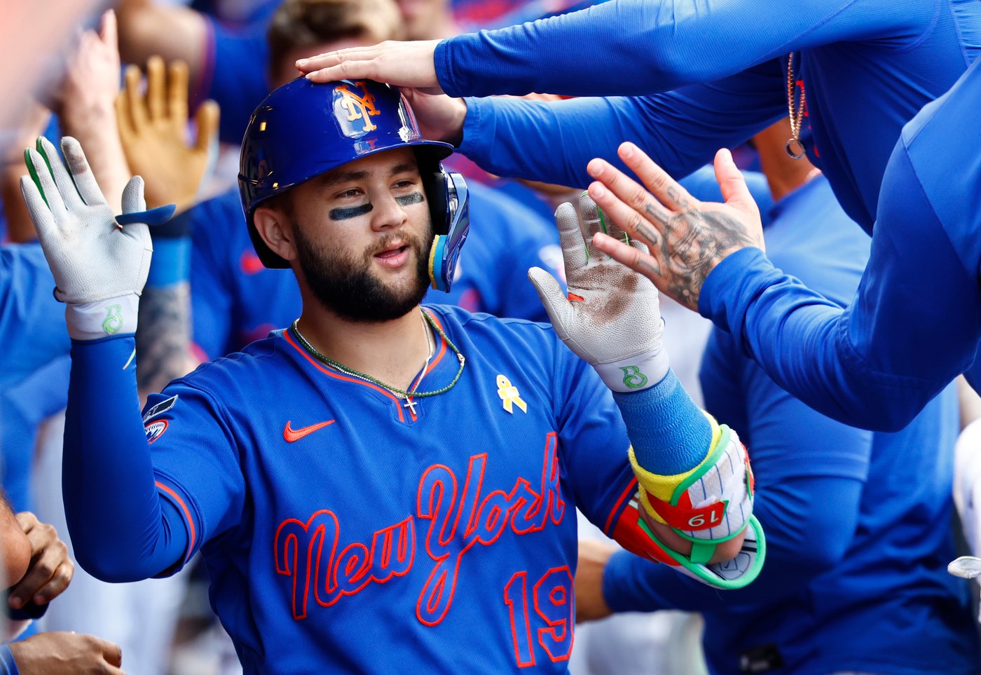 Bo Bichette hits 3-run homer in 8th inning as Mets rally past Giants 4-2 | iNFOnews.ca Bo Bichette hits 3-run homer in 8th inning as Mets rally past Giants 4-2 | iNFOnews.ca