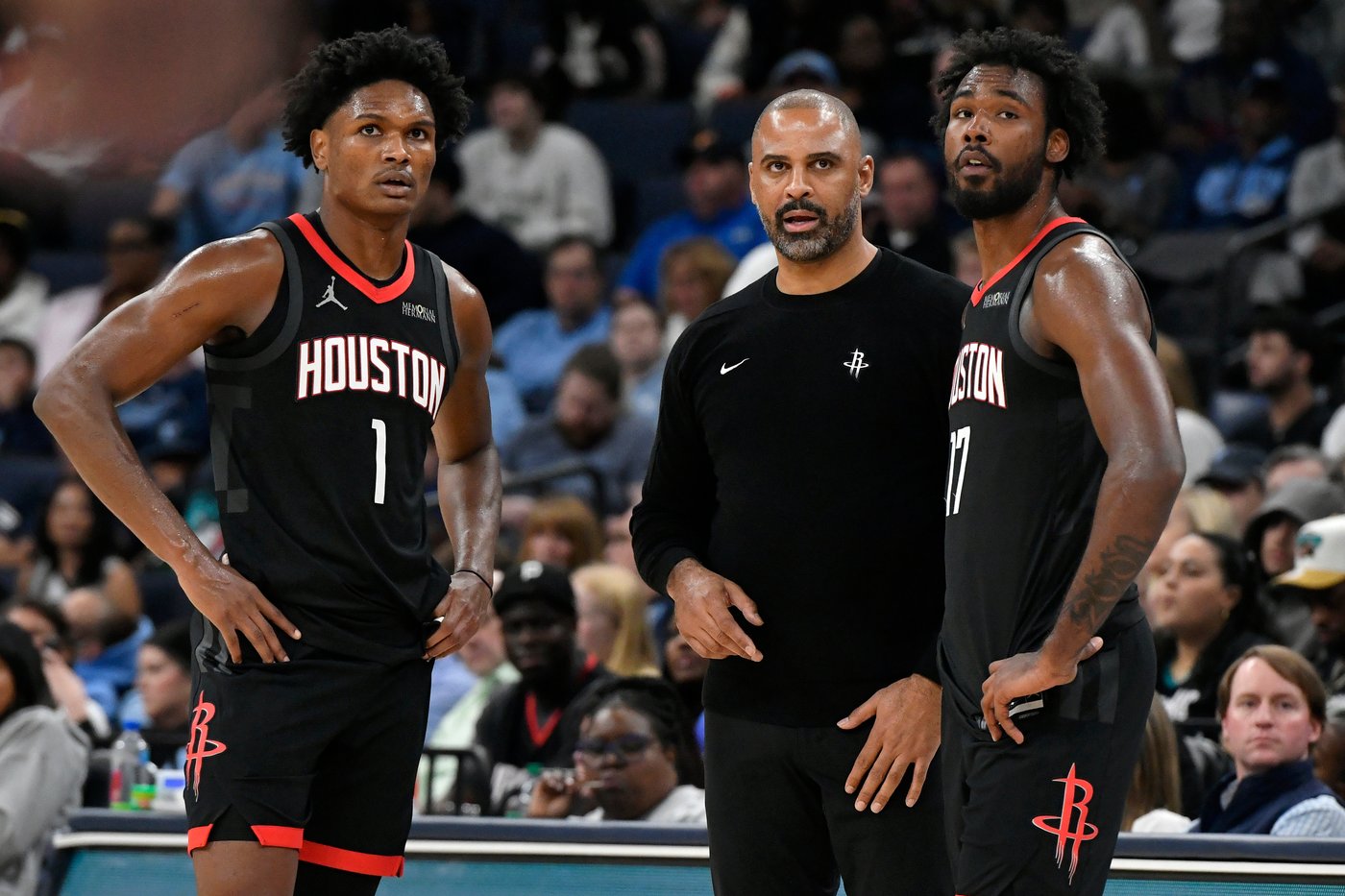 Thompson scores 28 points as Rockets beat Grizzlies 124-109 | iNFOnews.ca Thompson scores 28 points as Rockets beat Grizzlies 124-109 | iNFOnews.ca