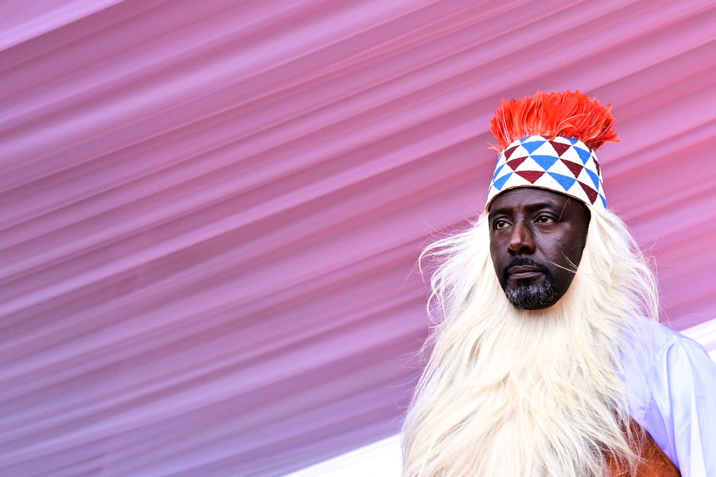 A TV journalist is crowned king of a traditional monarchy in Uganda | iNFOnews.ca A TV journalist is crowned king of a traditional monarchy in Uganda | iNFOnews.ca