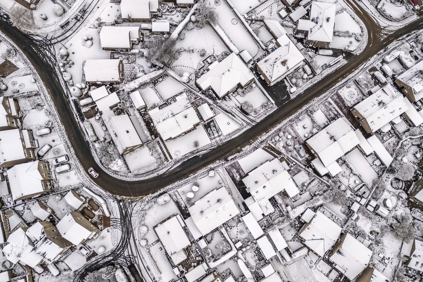 School closures and travel delays as Arctic air brings snow and sleet to parts of the UK | iNFOnews.ca