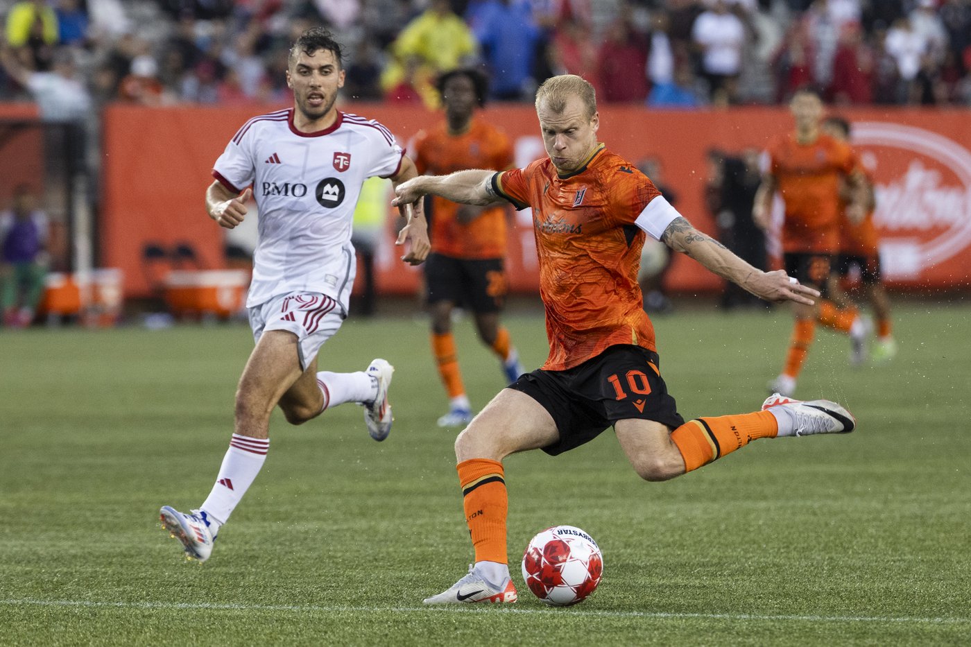 Captain Kyle Bekker signs multi-year contract to stay at CPL powerhouse Forge FC | iNFOnews.ca Captain Kyle Bekker signs multi-year contract to stay at CPL powerhouse Forge FC | iNFOnews.ca