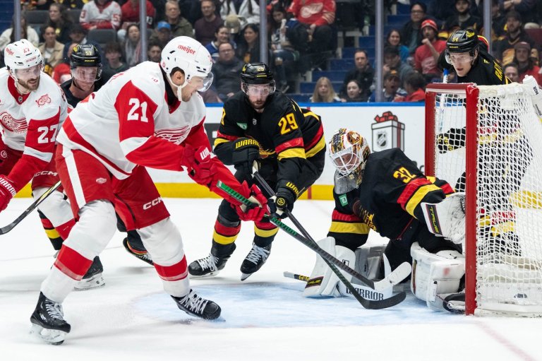 'We need B pluses': Vancouver Canucks seek consistency to snap slump | iNFOnews.ca