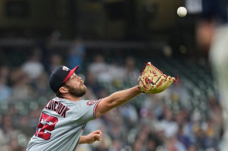 Nationals reliever Ken Waldichuk leaves game vs. Brewers after hurting his arm on pitch | iNFOnews.ca