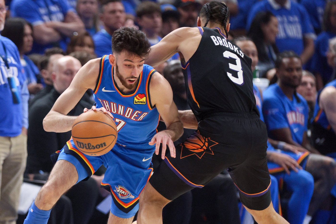 Gilgeous-Alexander scores 25 as reigning champion Thunder open playoffs with 119-84 win over Suns | iNFOnews.ca