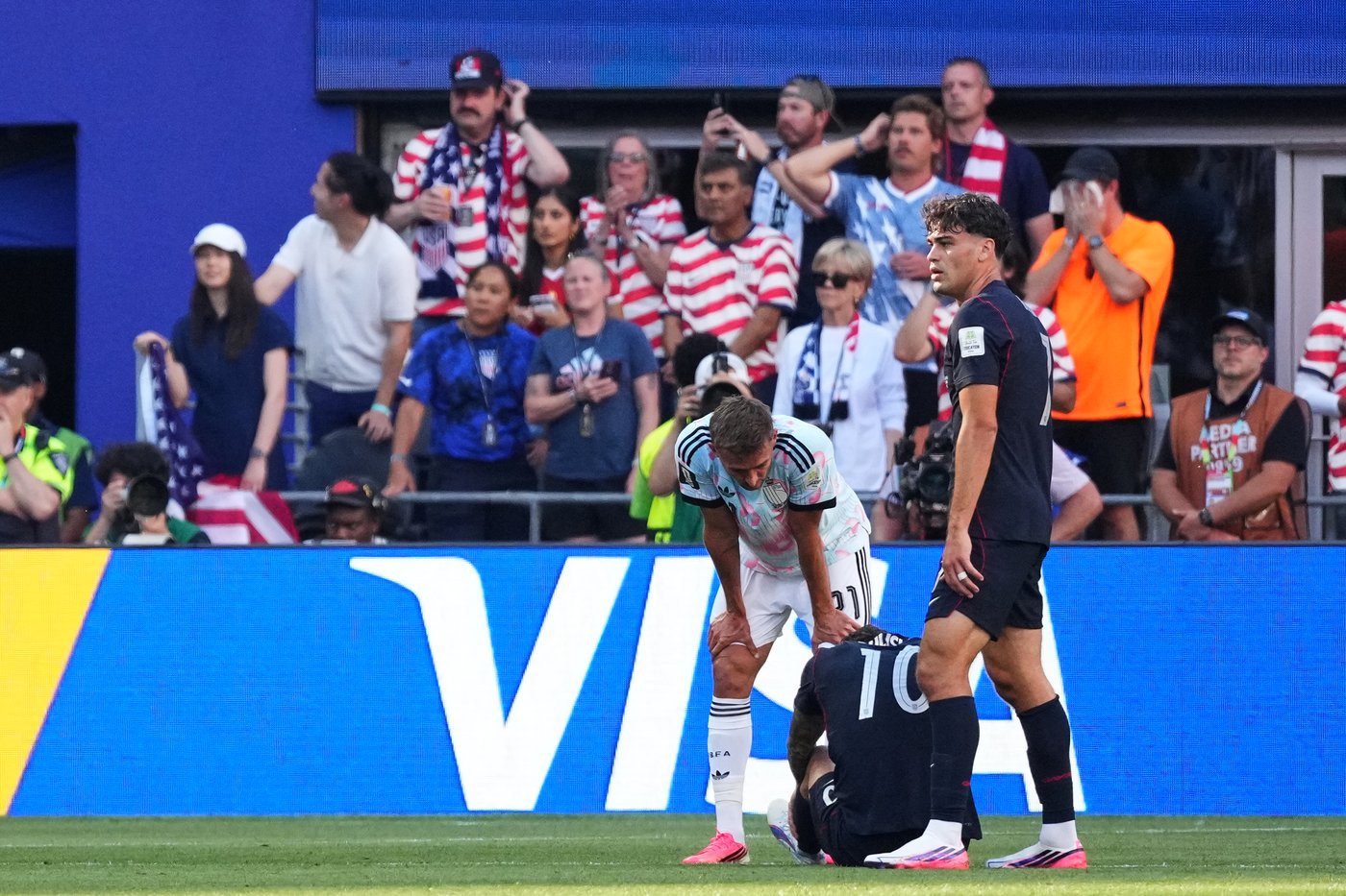 A disappointing World Cup for Christian Pulisic as US star is scoreless and hobbled by injuries | iNFOnews.ca