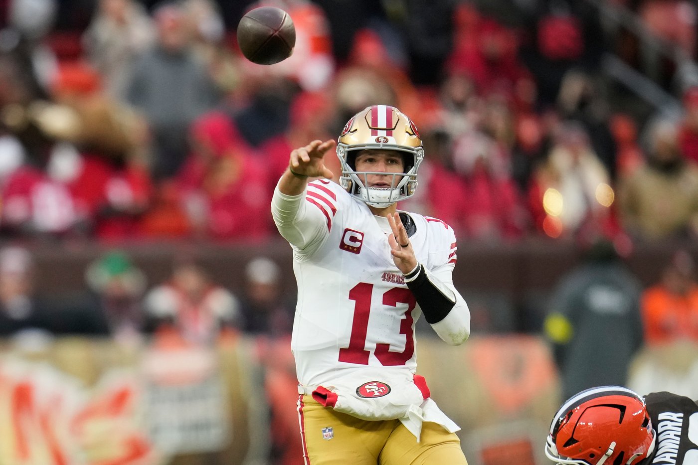 How the 49ers have remained in thick of the playoff race despite a star-studded injury list | iNFOnews.ca