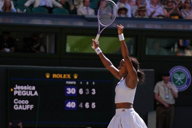 Coco Gauff beats Jessica Pegula to reach Wimbledon semifinals as temperature rises | iNFOnews.ca