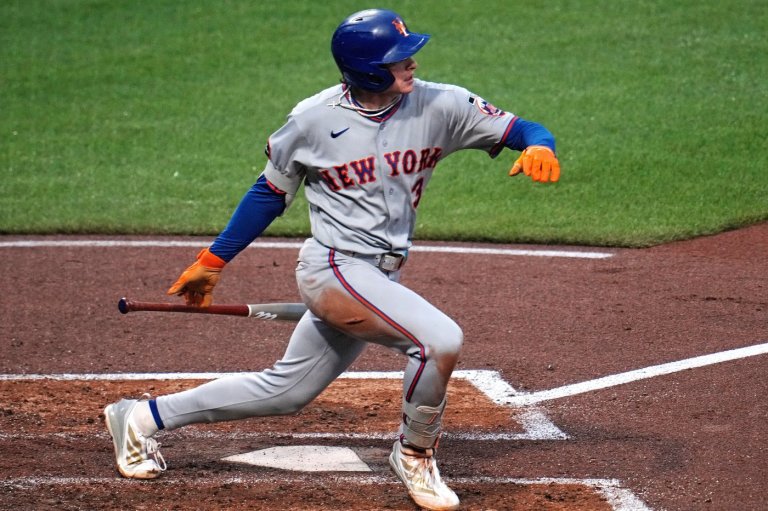 Mets rookie outfielder Carson Benge leaves game with left wrist soreness after making sliding catch | iNFOnews.ca