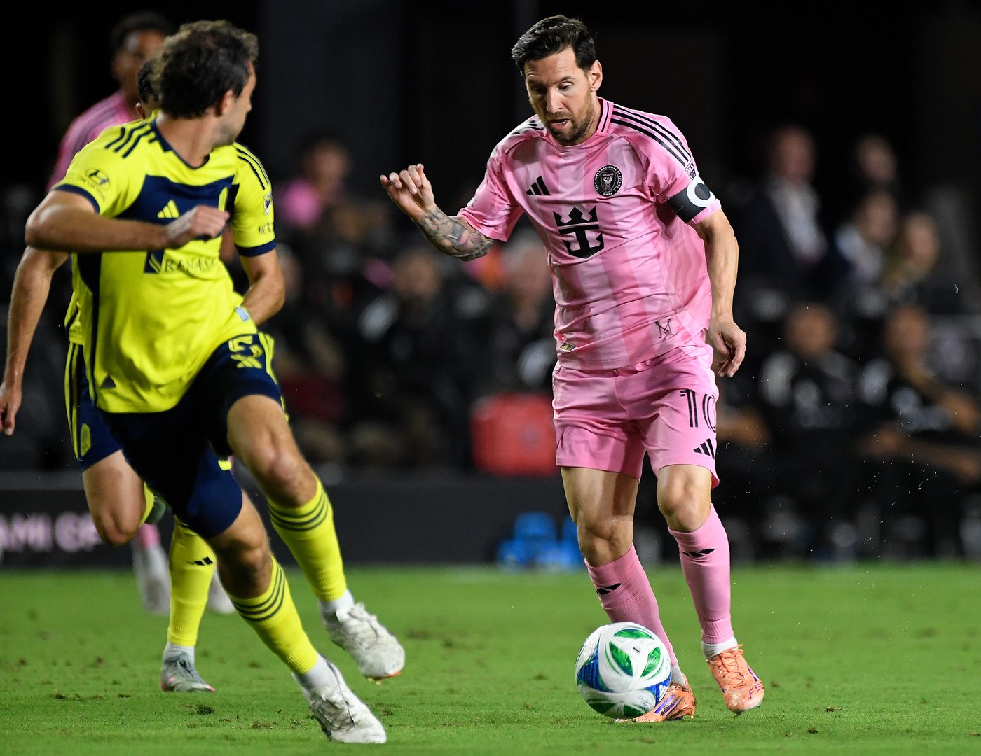 Messi leads Inter Miami to East semifinals with 2-goal, 2-assist showing in 4-0 win over Nashville | iNFOnews.ca
