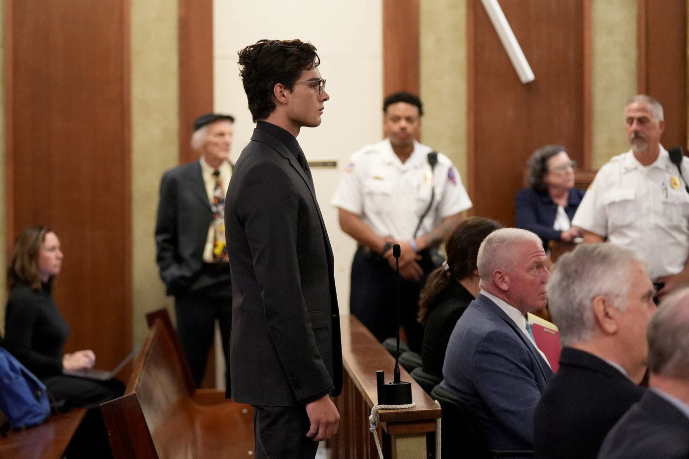 ‘Looksmaxxing’ streamer known as Clavicular pleads not guilty to rape charge | iNFOnews.ca