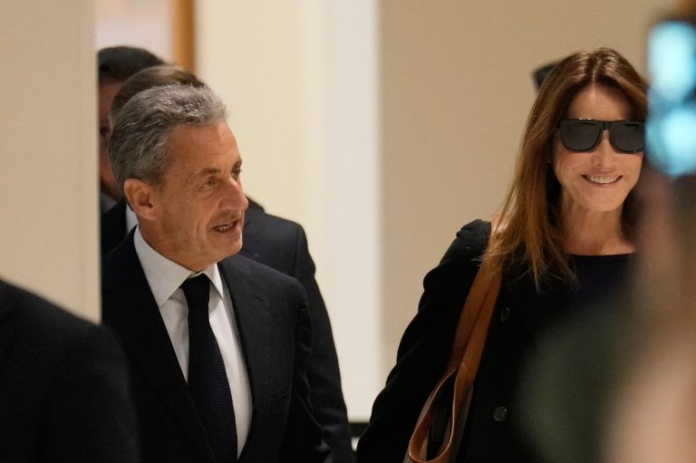 Paris court to rule on Sarkozy's alleged illegal campaign financing by Libya's Gadhafi government | iNFOnews.ca