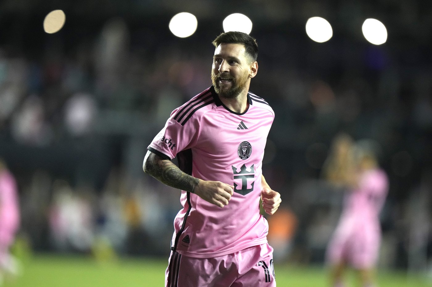 Messi leads list of MLS MVP finalists, with Inter Miami teammate Suarez also among 5 players | iNFOnews.ca