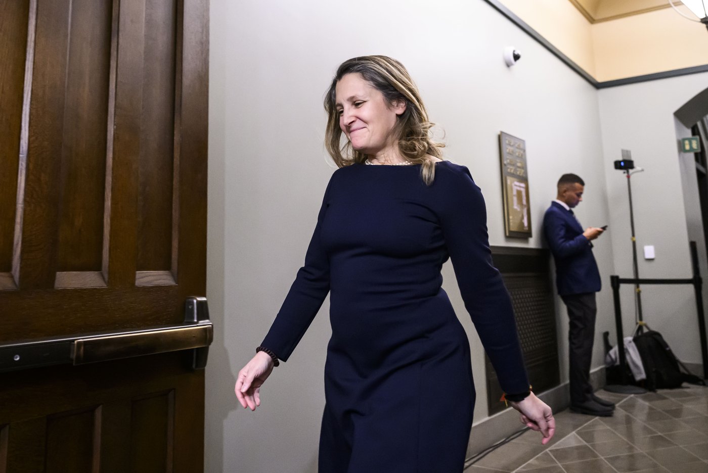 Chrystia Freeland, Mark Carney emerge as top contenders in Liberal leadership race | iNFOnews.ca