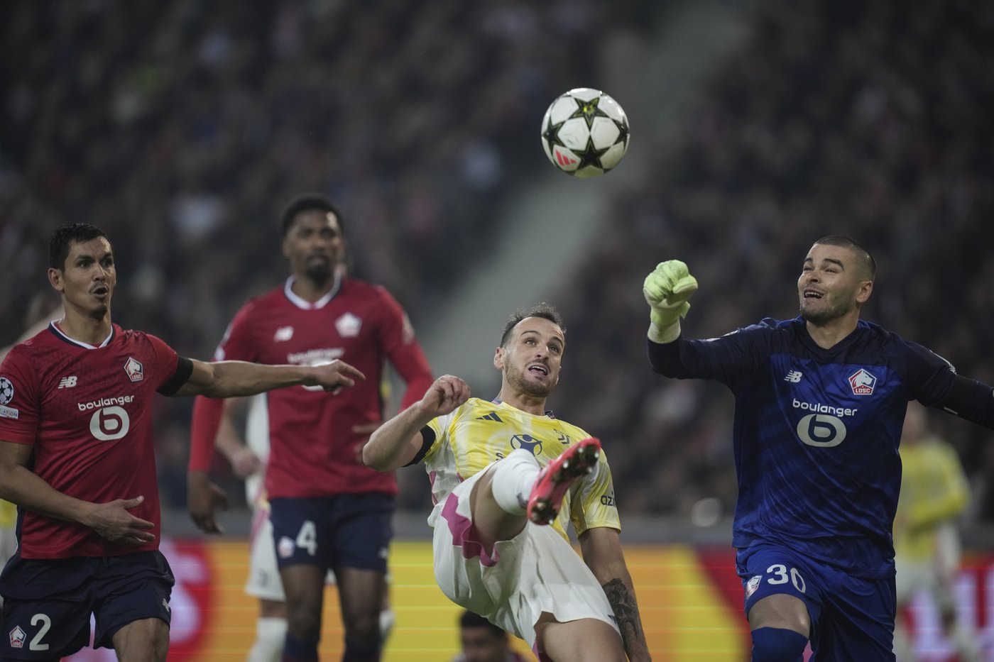 Chevalier's stellar performances in goal for Lille could lead to France debut | iNFOnews.ca