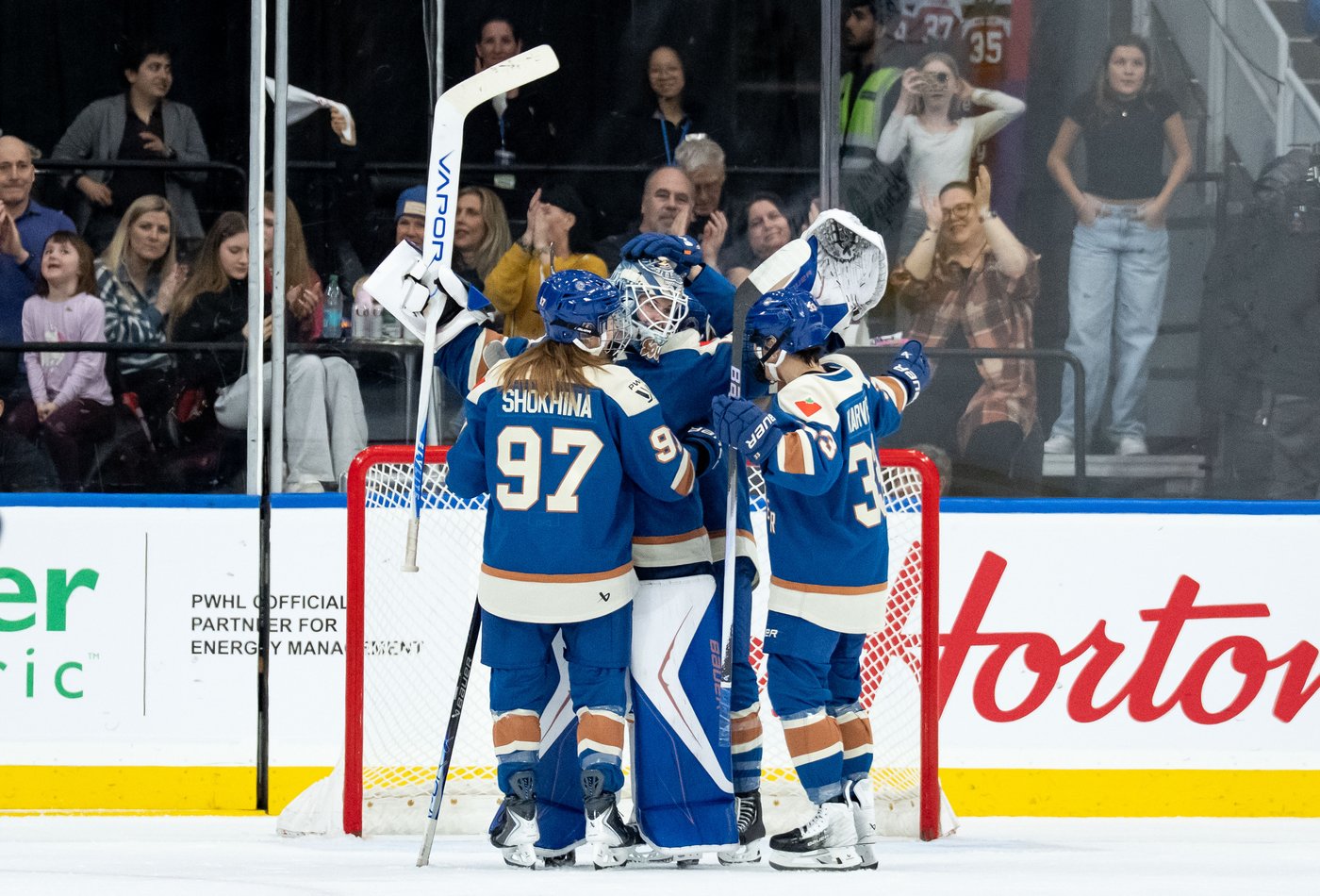 'It's a good group': Vancouver Goldeneyes poised for playoff push after snapping skid | iNFOnews.ca 'It's a good group': Vancouver Goldeneyes poised for playoff push after snapping skid | iNFOnews.ca