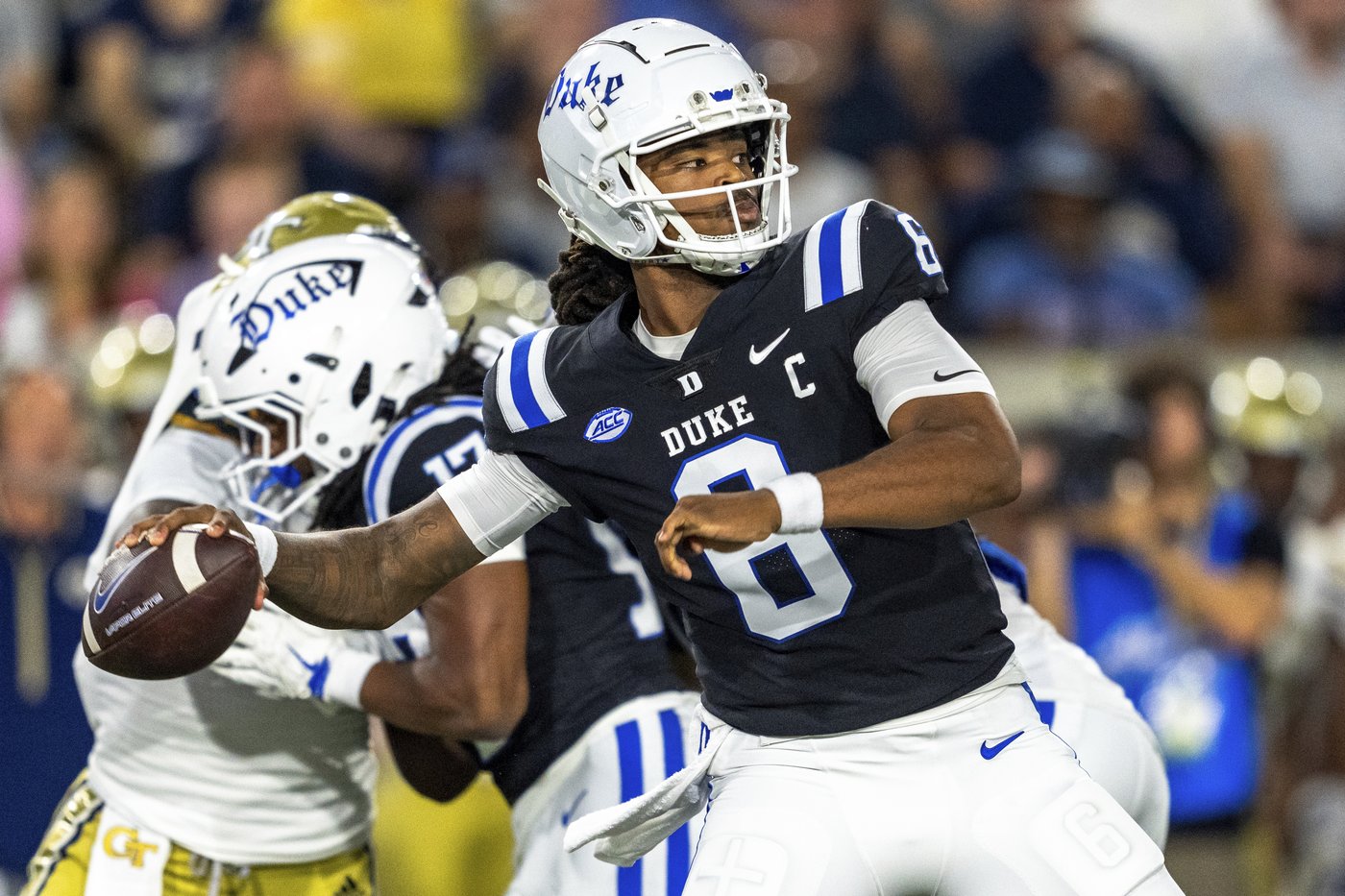 Haynes runs for 128 yards, catches go-ahead scoring pass, as Georgia Tech gives Duke 1st loss, 24-14 | iNFOnews.ca Haynes runs for 128 yards, catches go-ahead scoring pass, as Georgia Tech gives Duke 1st loss, 24-14 | iNFOnews.ca
