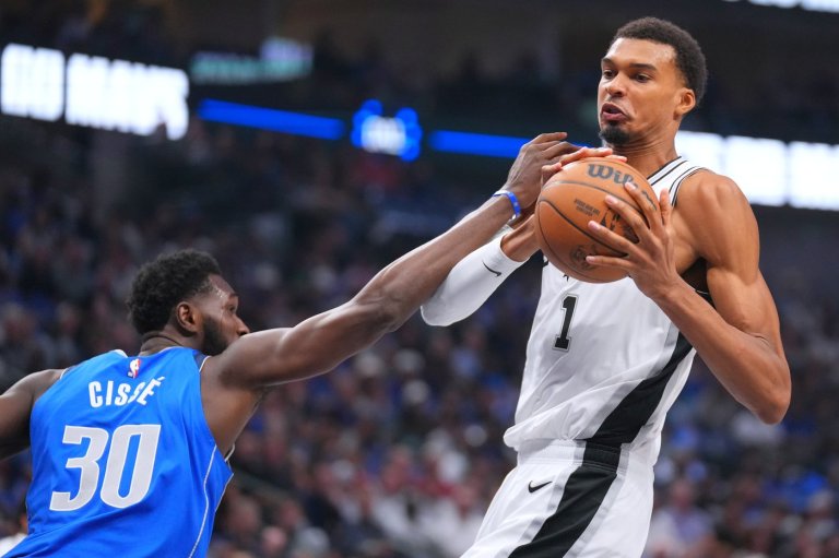 Wembanyama, Harper lead Spurs past short-handed Mavericks 122-106 for their first victory | iNFOnews.ca