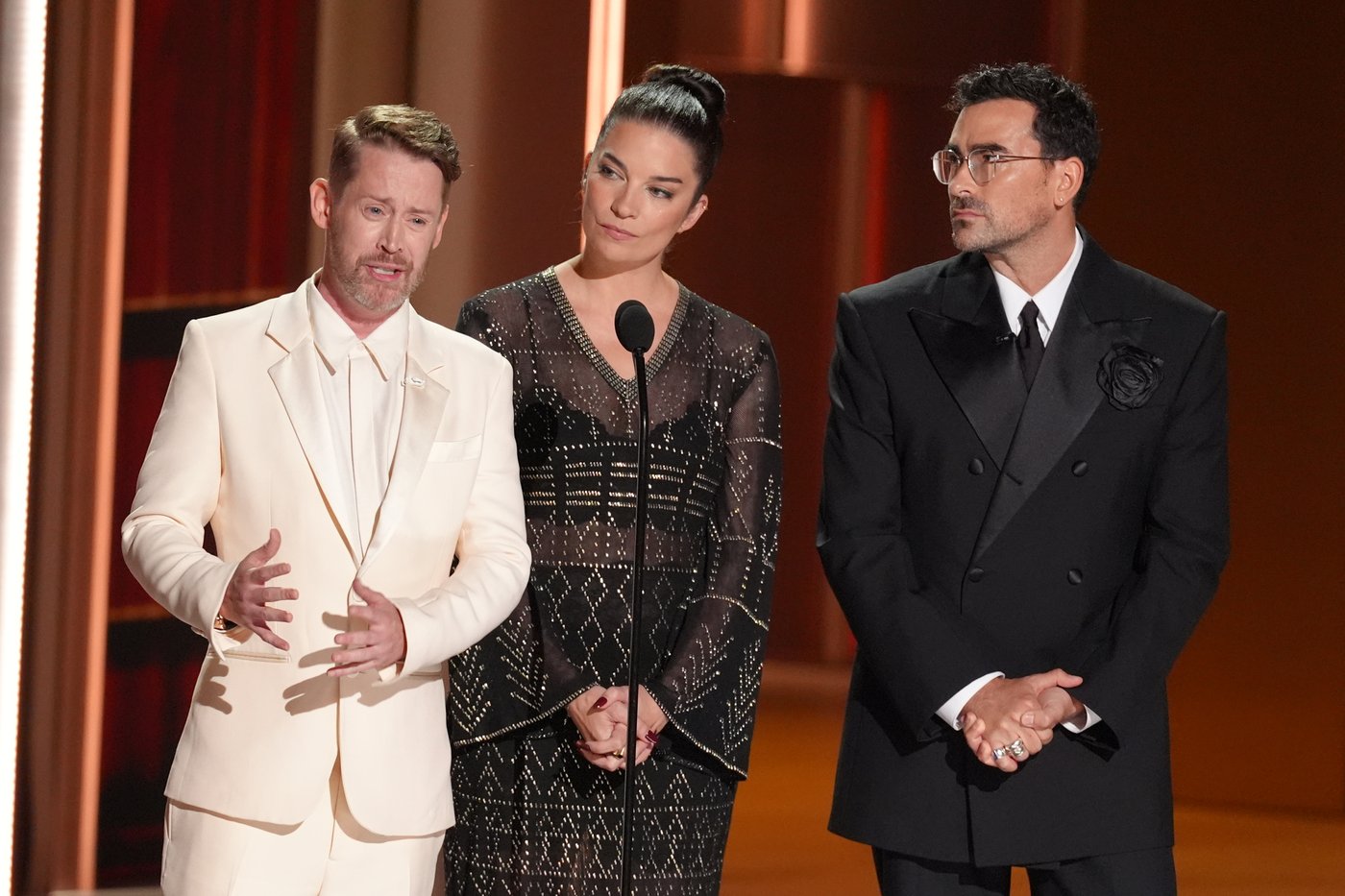 Macaulay Culkin and ‘Schitt’s Creek’ stars honor Catherine O’Hara in moving Emmys tribute | iNFOnews.ca Macaulay Culkin and ‘Schitt’s Creek’ stars honor Catherine O’Hara in moving Emmys tribute | iNFOnews.ca