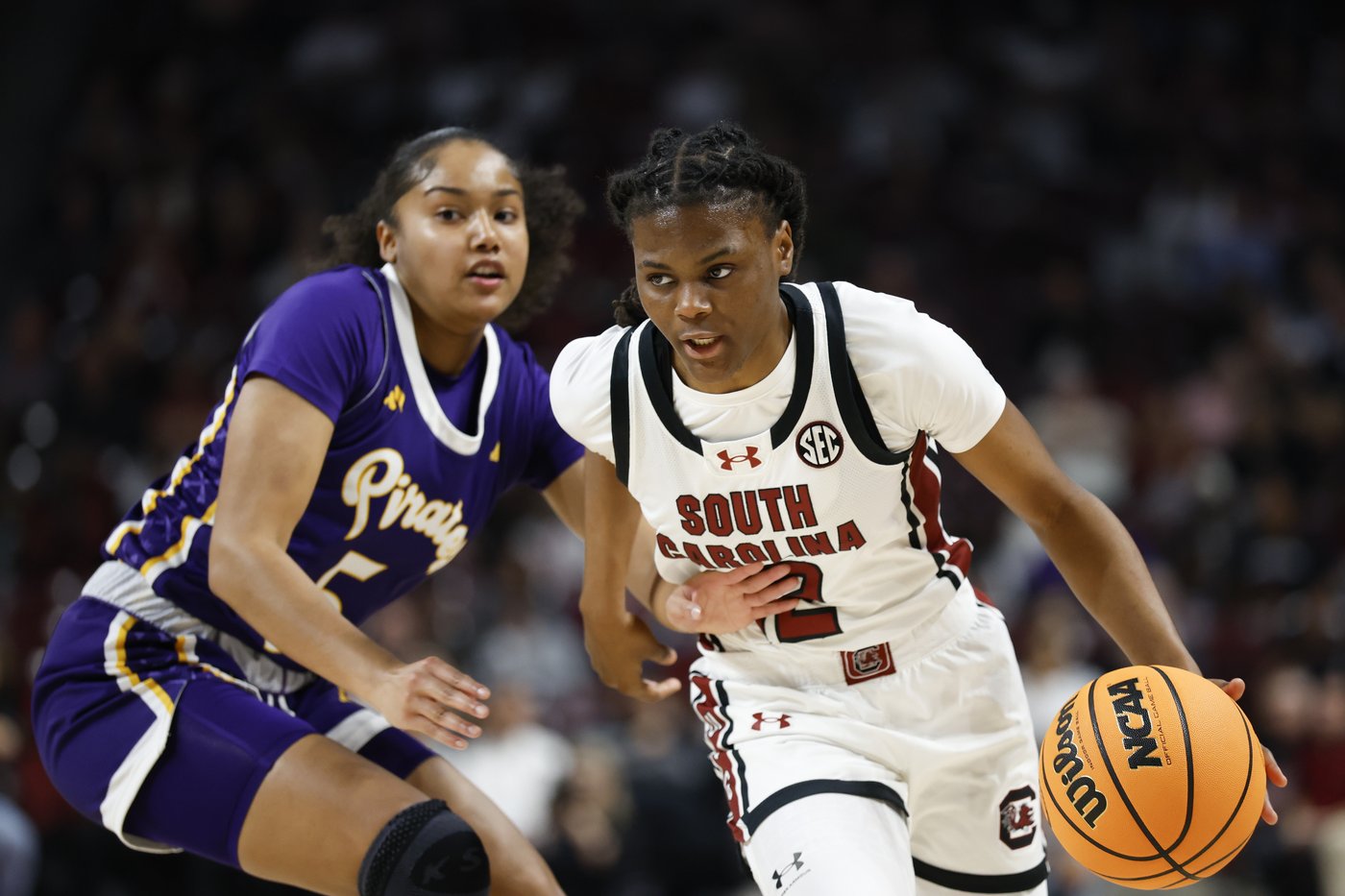 Kitts scored 14 points in No. 1 South Carolina's 42nd straight win, 95-44, over East Carolina | iNFOnews.ca