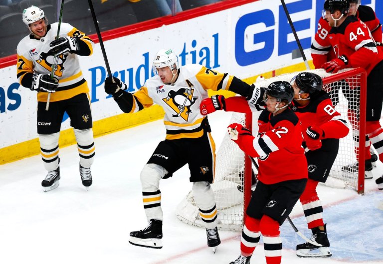Penguins sit stars Sidney Crosby and Evgeni Malkin ahead of visit by Alex Ovechkin and the Capitals | iNFOnews.ca