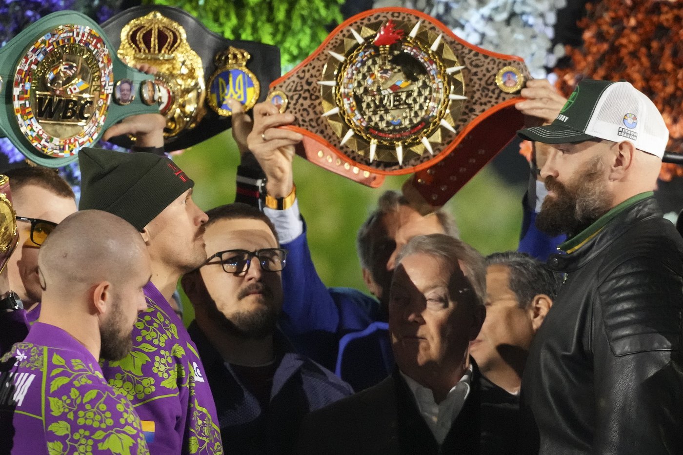 Heavy weight: Challenger Fury checks in a career-high 281 pounds for title rematch with Usyk | iNFOnews.ca Heavy weight: Challenger Fury checks in a career-high 281 pounds for title rematch with Usyk | iNFOnews.ca