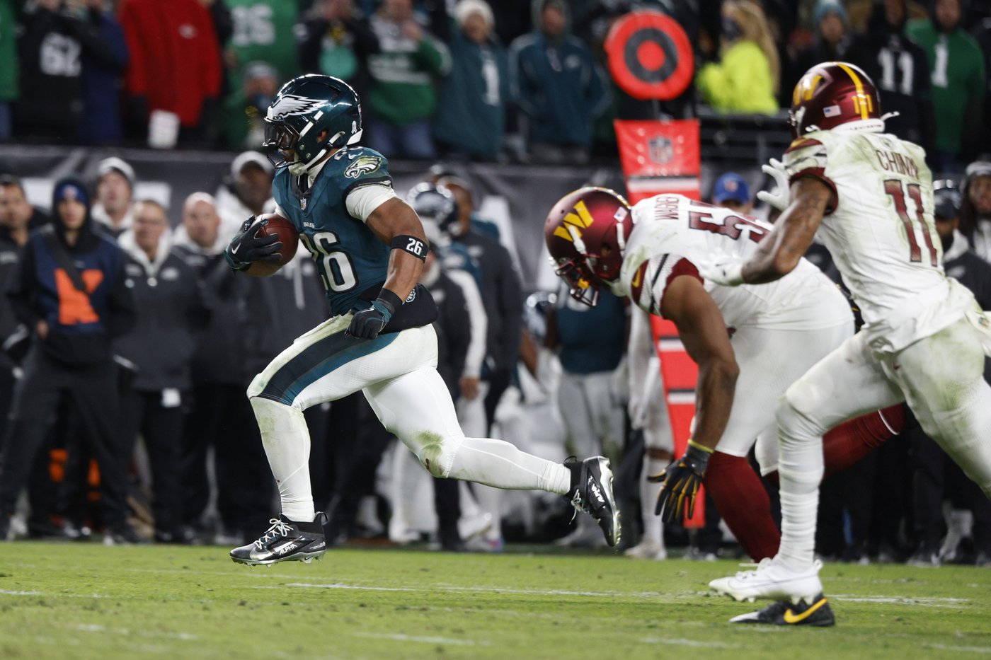 Eagles can clinch the NFC East by beating the Commanders, but home field matters more to them | iNFOnews.ca