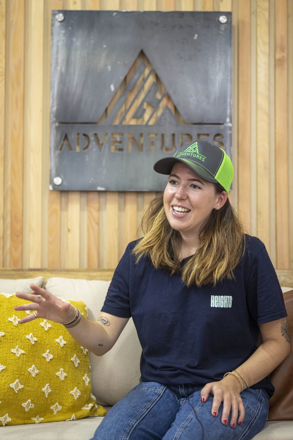 Youngest female to climb 14 tallest peaks says novice climbers should be regulated | iNFOnews.ca