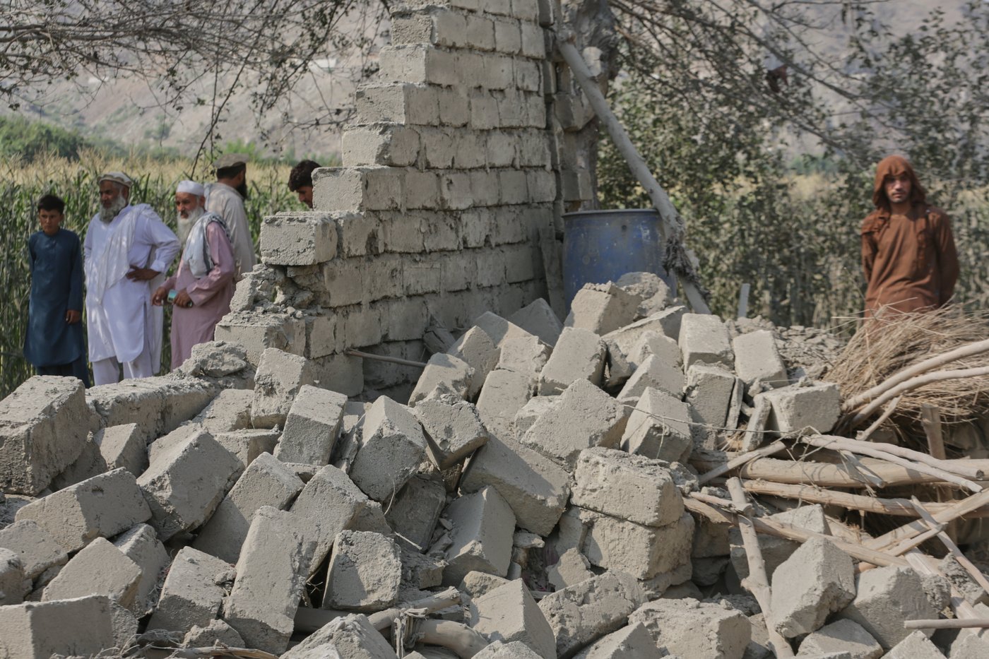 Pakistan says airstrikes in Afghanistan kill 28 militants; Kabul reports 3 civilians killed | iNFOnews.ca Pakistan says airstrikes in Afghanistan kill 28 militants; Kabul reports 3 civilians killed | iNFOnews.ca