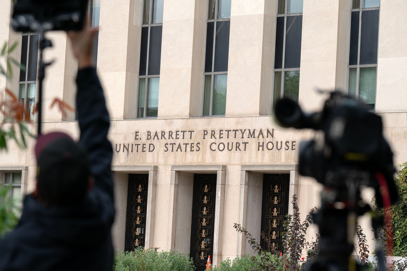 In the news today: Carney weighs U.S. risk, Canadians back EU ties, media ban blocked | iNwheels In the news today: Carney weighs U.S. risk, Canadians back EU ties, media ban blocked | iNwheels
